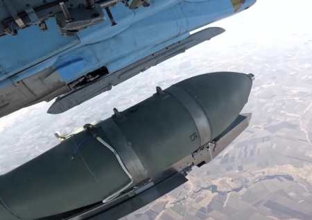 Российские ракеты утрамбовали военный завод в Днепре