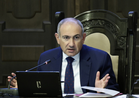 Пашинян заявил, что Армения будет укреплять отношения с Россией