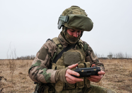 ВС РФ выследили и уничтожили украинский танк около Курской области