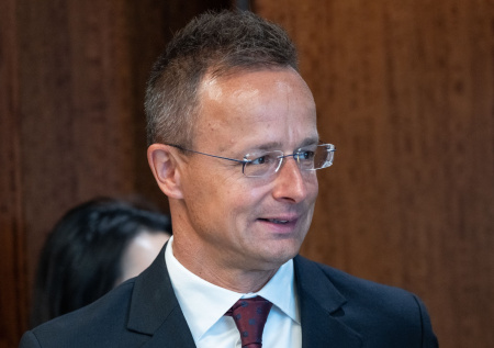 Глава МИД Венгрии раскрыл, какую награду от России принял с гордостью
