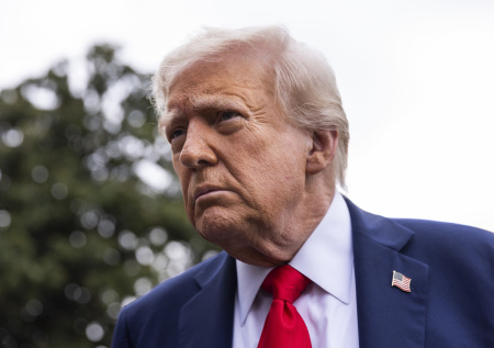 «Пришел и поздоровался»: Трамп оценил встречу с Маском в Аризоне