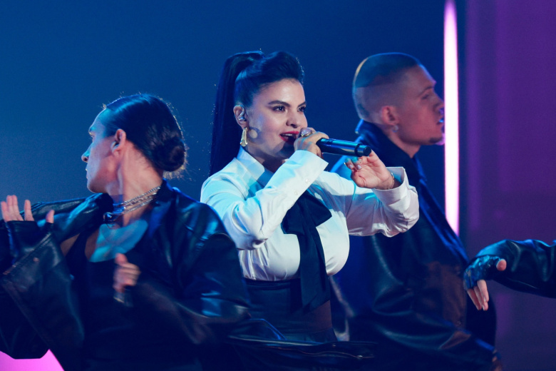 Певица Vassy