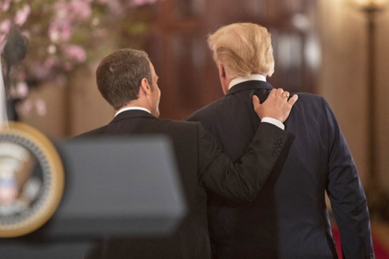 Президент Франции Эммануэль Макрон и президент США Дональд Трамп