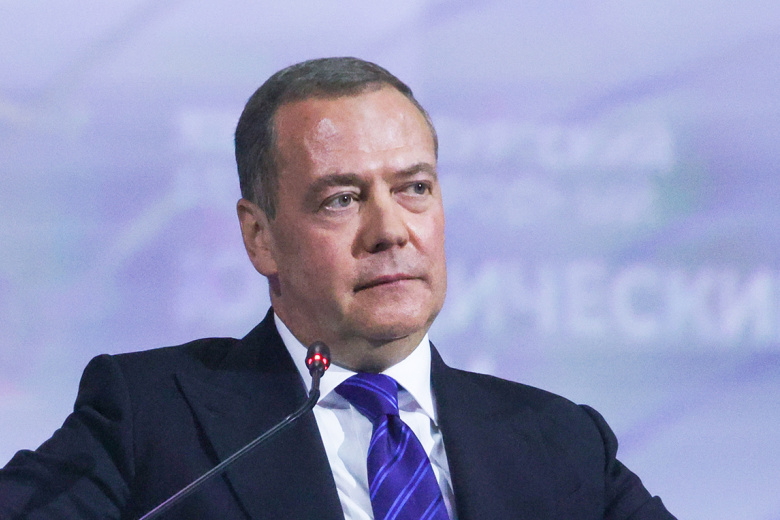 Дмитрий Медведев