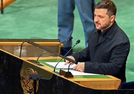 Зеленский назвал ответственных за мир на Украине