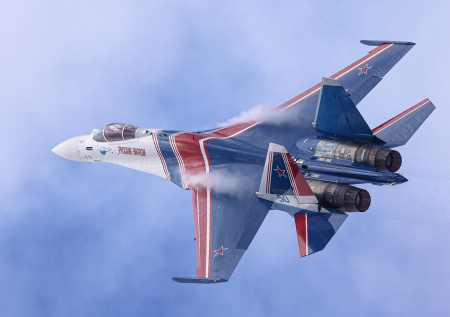 ОАК передала Минобороны России новые истребители Су-35С