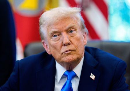 Трампа поймали за руку в смене риторики по Украине и территориям
