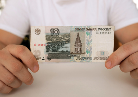 Две российские купюры получат новый вид
