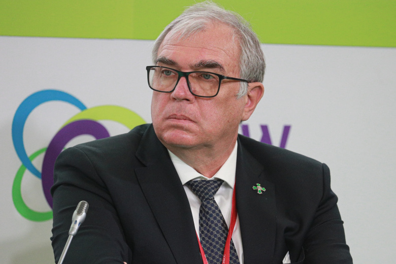 Михаил Чудаков