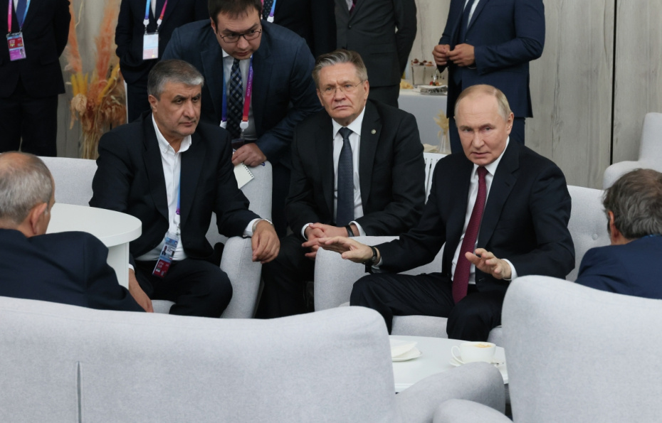 Владимир Путин на неформальной встрече с участниками Глобального атомного форума