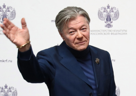 Отказ от спектаклей, проблемы со здоровьем, мнение об СВО: как живет Збруев