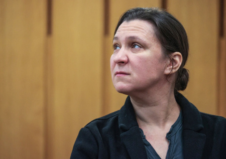 Актриса Железняк вышла на связь после сообщений о сильной боли в груди