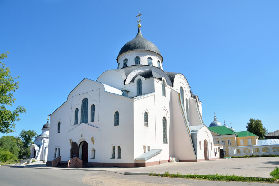Воскресенский собор