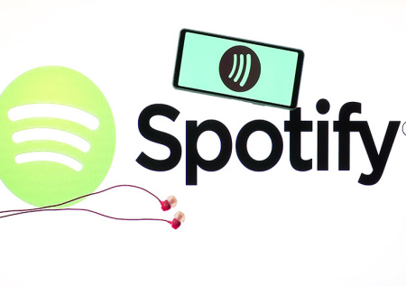 В Spotify удалили миллионы треков из-за ИИ