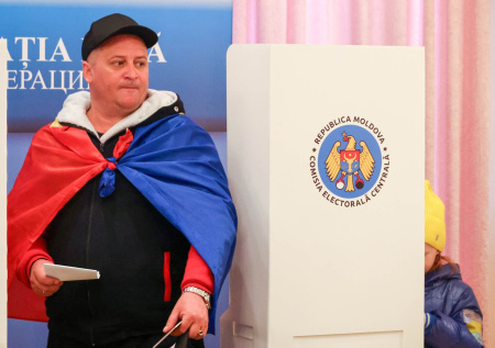 Французский политик раскрыл правду о выборах в Молдавии