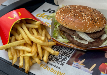 У McDonald's осталось шесть месяцев, чтобы спасти «Биг Мак» в России