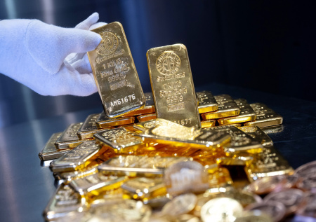Биржевая цена на золото достигла нового исторического максимума