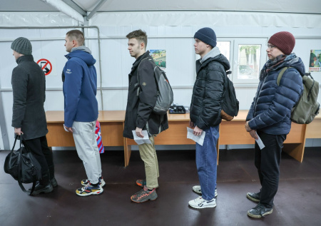 Белоусов официально утвердил начало осеннего призыва с октября