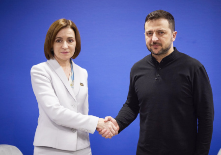 Захарова объяснила, почему Санду и Зеленский критикуют Грузию