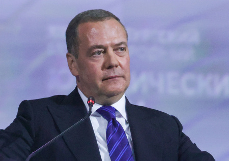 Медведев нашел для Зеленского новое прозвище