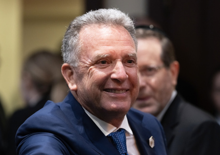 Политолог назвал странной отставку спецпосланника США по Украине