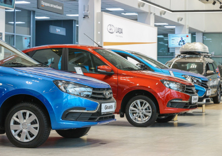 АвтоВАЗ готов увеличить выпуск Lada для такси на 200 тыс. единиц
