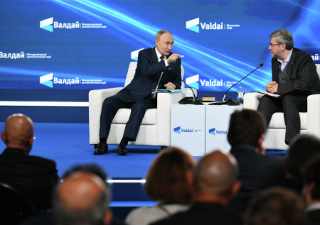 Путин объяснил свое отличие от императора Александра I