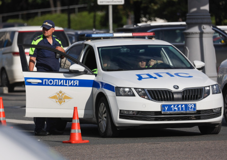 Во Фрязино каршеринг едва не сбил ребенка на тротуаре и попал на видео