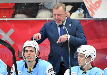 ХК «Сибирь» уволил главного тренера Епанчинцева