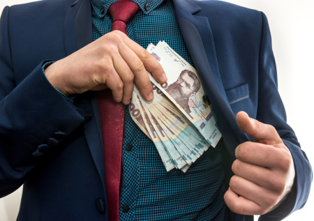 Опрос показал шокирующие данные о коррупции на Украине