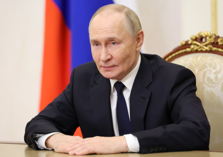Путин отметил заслуги Космических войск в сохранении традиций