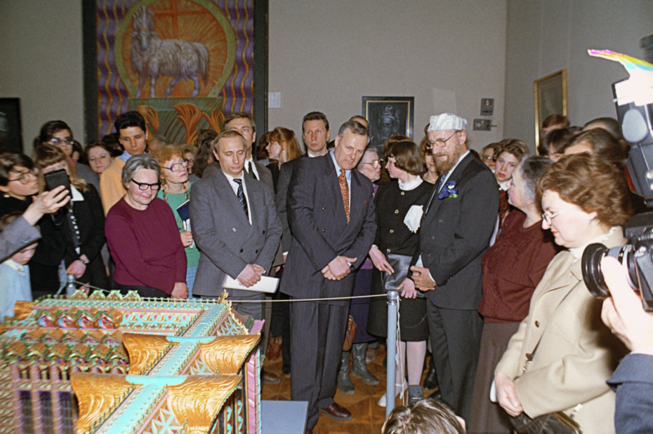 Анатолий Собчак (в центре) и Владимир Путин (слева), 2007 год