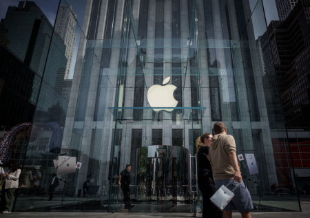 Кто станет новым главой Apple: отставка Кука, сотрудничество с Россией