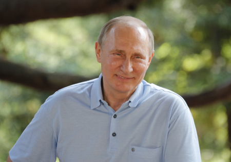 Раздел Польши, ум Чубайса, ЦРУ: главные шутки и анекдоты Владимира Путина