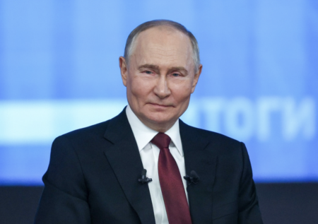 Навка, Буйнов, Басков: кто еще из звезд поздравил Путина с днем рождения