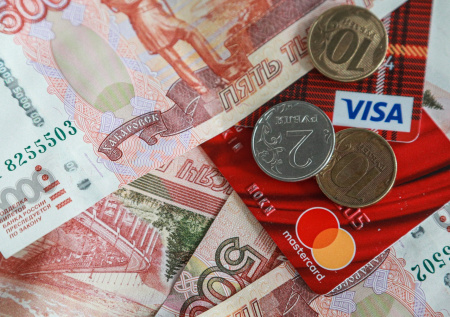 Аналитик ответил, перестанут ли Visa и Mastercard работать в РФ