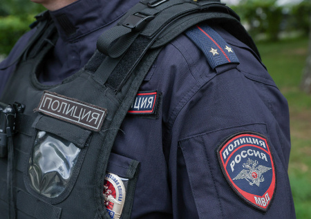 Жителя Нижнего Новгорода оштрафовали за экстремистскую символику на машине