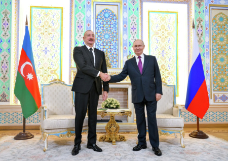Встреча Путина и Алиева в Душанбе подошла к концу