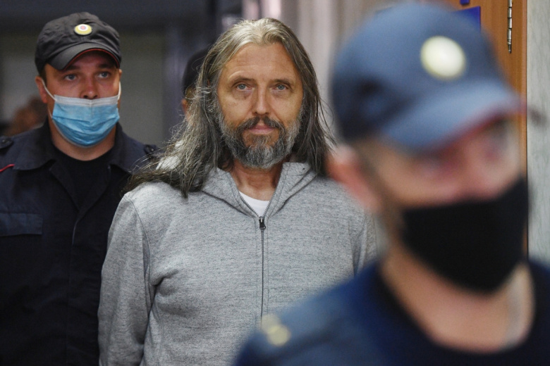 Сергей Тороп (Виссарион) перед началом заседания в суде