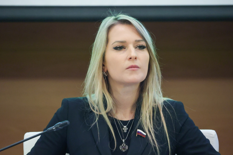 Яна Лантратова