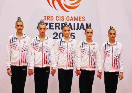 Вернувшихся с Игр стран СНГ гимнасток встретили гимном России