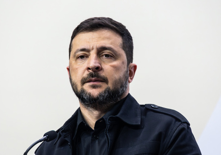 «Человек совсем обезумел». Зеленского раскритиковали за шаг против России