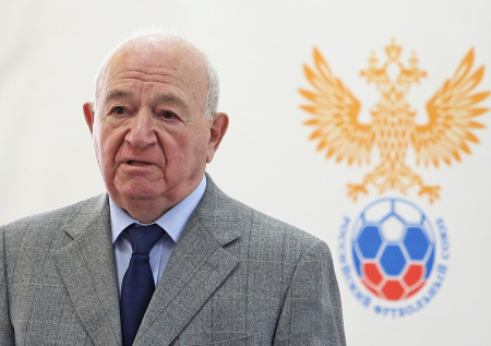 Путин наградил легенду «Спартака»