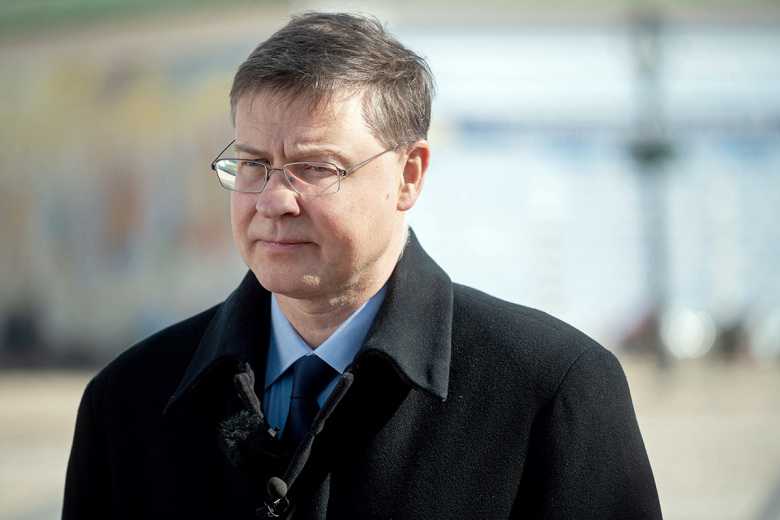 Валдис Домбровскис