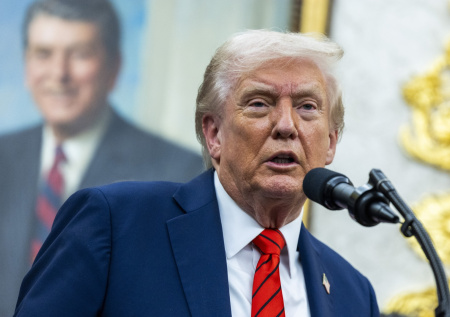 «Отдай ее мне»: Трамп рассказал о необычном диалоге с лауреатом премии мира