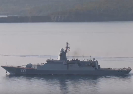 «Гремящий» и «Маршал Шапошников» прибыли во Вьетнам