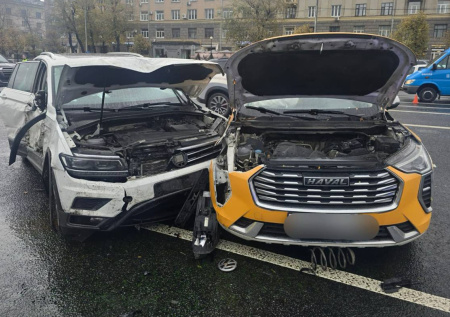 Массовое ДТП с пострадавшими произошло возле «Москва-Сити»