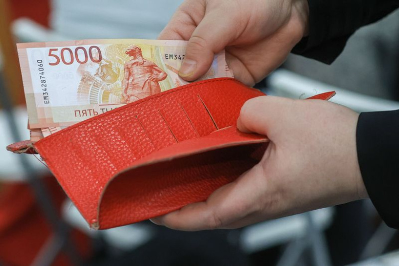 Какова минимальная оплата труда в 2025 году