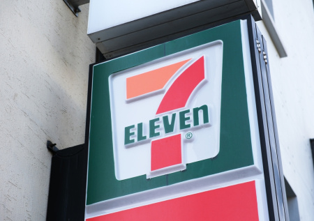Известная сеть 7-Eleven может открыть свои магазины в России