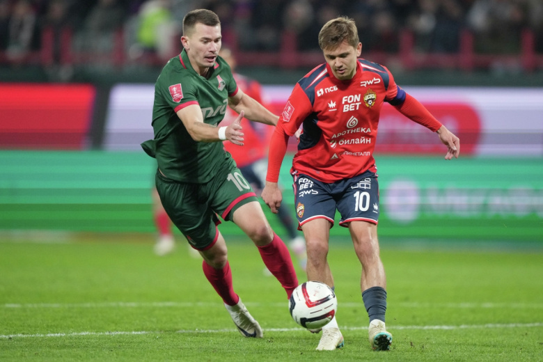 Дмитрий Воробьёв (Локомотив) и Иван Обляков (ЦСКА)